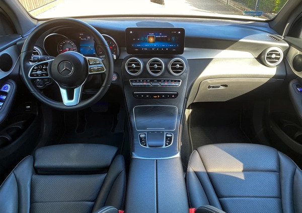 Mercedes-Benz GLC cena 164900 przebieg: 21900, rok produkcji 2020 z Warszawa małe 379